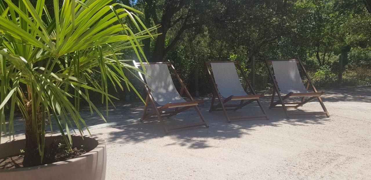 Bed and Breakfast Mas De Coulet Brissac Экстерьер фото