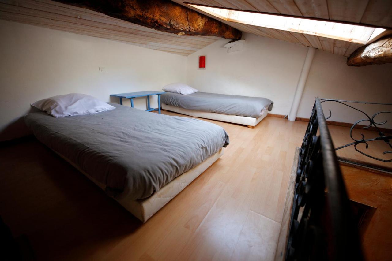 Bed and Breakfast Mas De Coulet Brissac Экстерьер фото