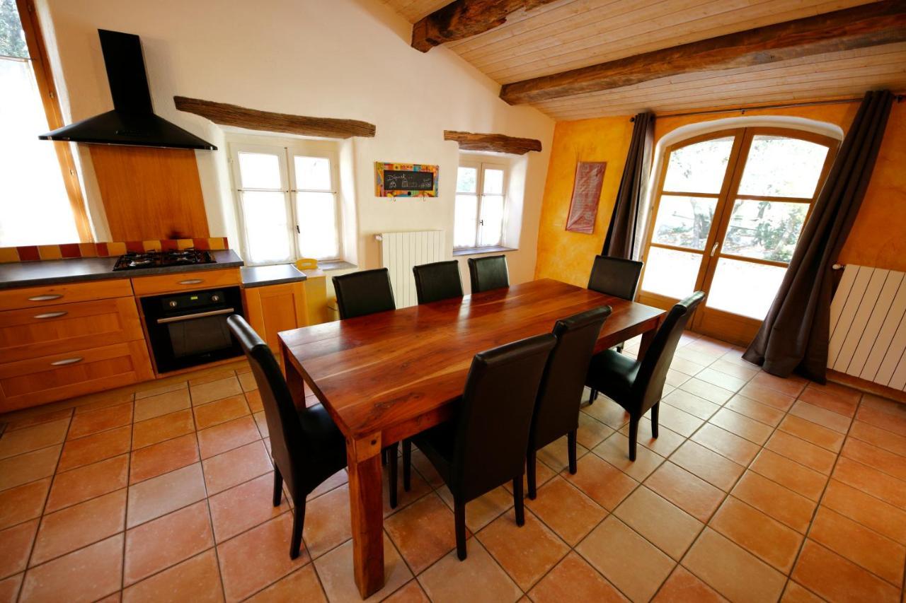 Bed and Breakfast Mas De Coulet Brissac Экстерьер фото